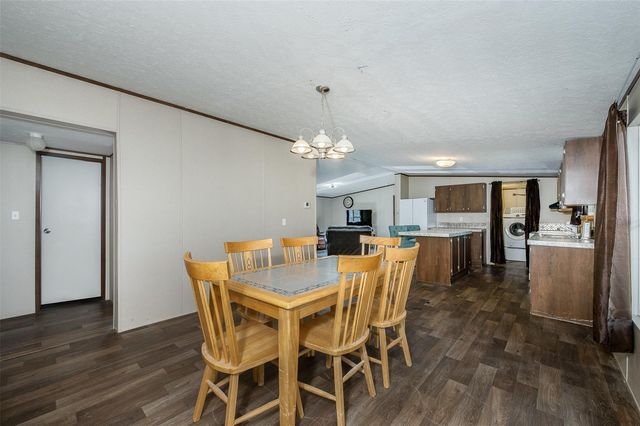 604 Sanders Lane, Franklin, TX 77856