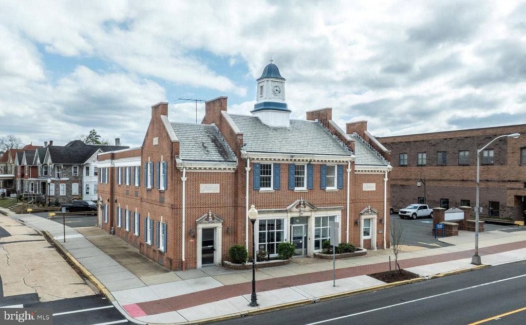 22 N BROAD ST, WOODBURY, NJ 08096 — exterior