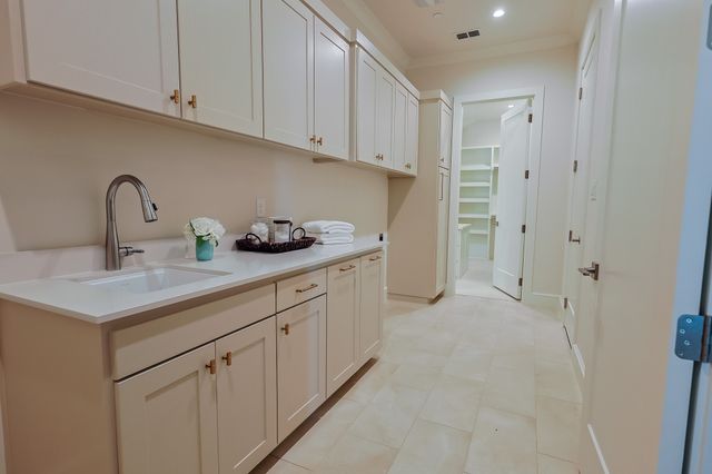 2941 Kosse Court, Grapevine, TX 76051