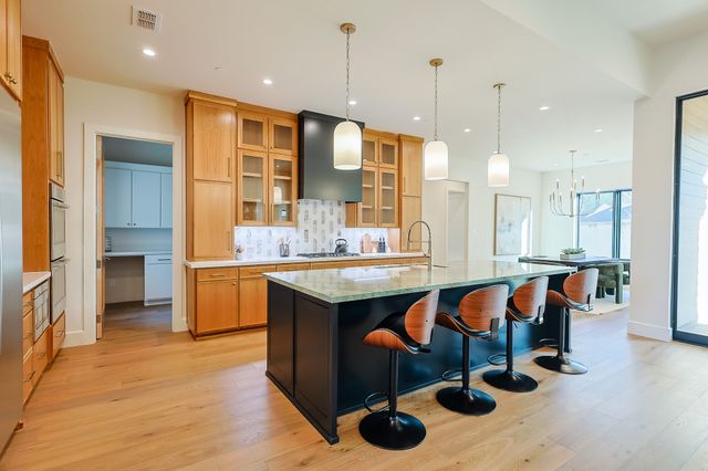 2941 Kosse Court, Grapevine, TX 76051