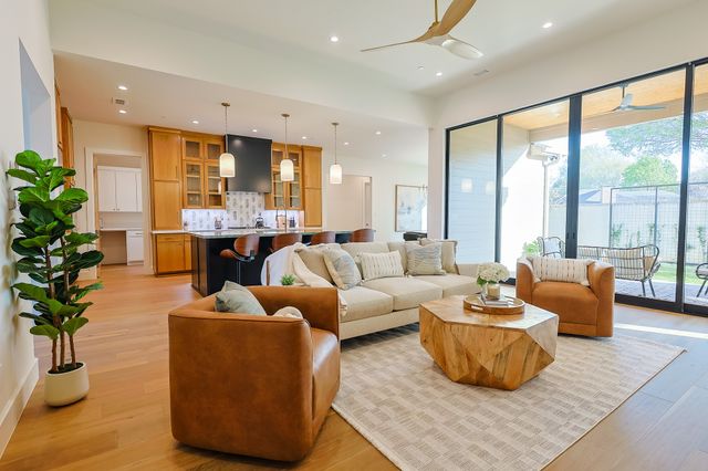 2941 Kosse Court, Grapevine, TX 76051