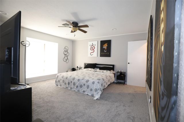 2103 Place Rebecca Lane D6, Houston, TX 77090