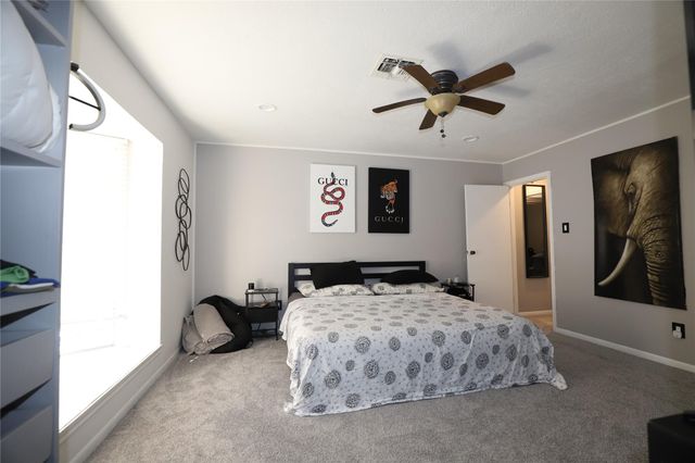 2103 Place Rebecca Lane D6, Houston, TX 77090