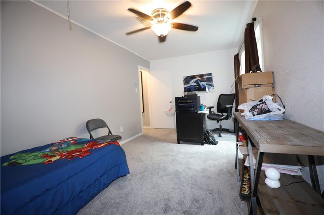 2103 Place Rebecca Lane D6, Houston, TX 77090