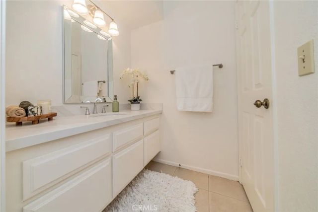 1782 Del Prado, Pomona, CA 91768