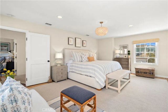 213 Via Mentone, Newport Beach, CA 92663