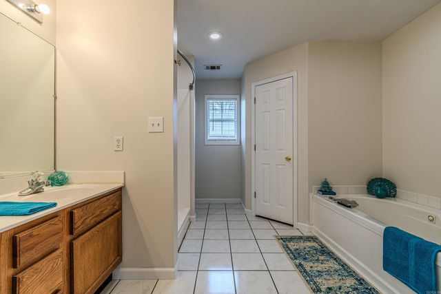 4307 Cypress Springs Road, Jonesboro, AR 72405