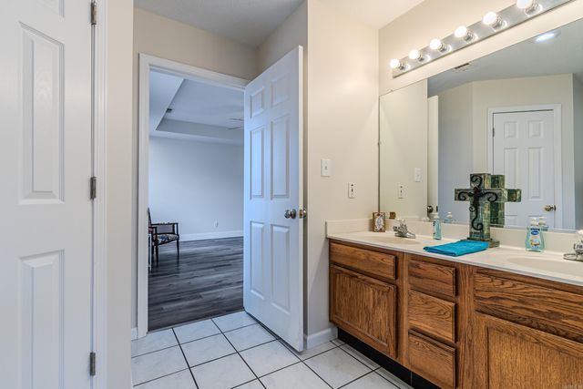 4307 Cypress Springs Road, Jonesboro, AR 72405