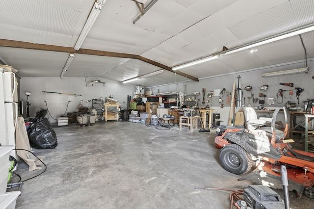 362 County Road 481, Stephenville, TX 76401