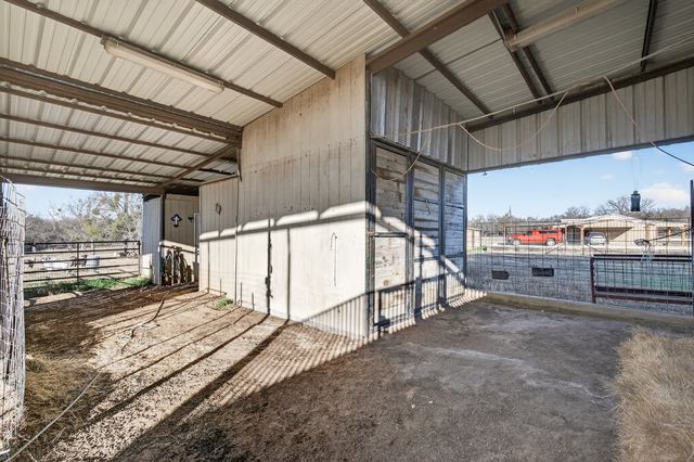 362 County Road 481, Stephenville, TX 76401