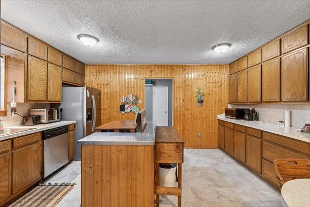 362 County Road 481, Stephenville, TX 76401