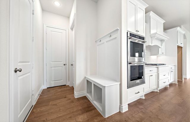 454 Lontano Path, Willis, TX 77318