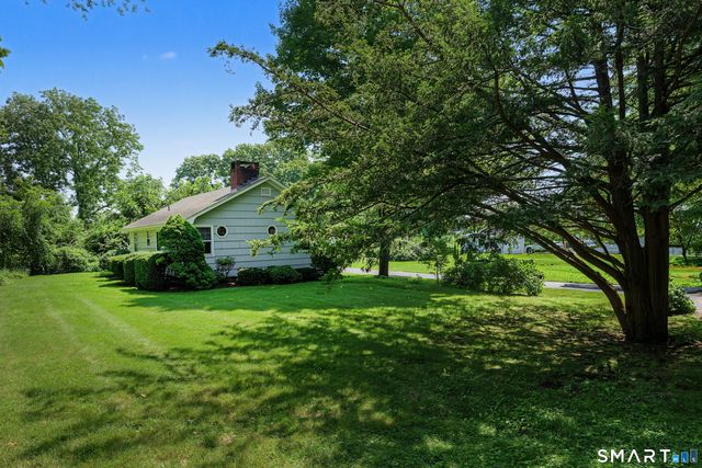 37 Beach Avenue, Madison, CT 06443