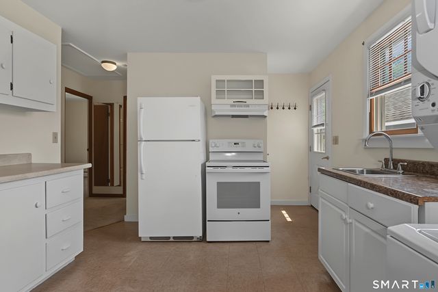 37 Beach Avenue, Madison, CT 06443