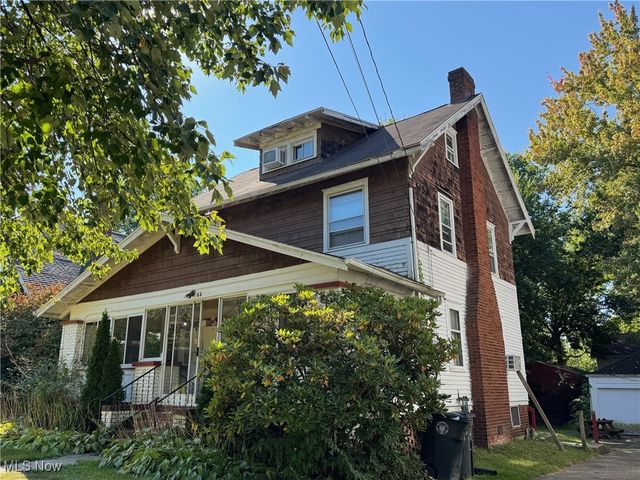 1066 Emma Avenue, Akron, OH 44302