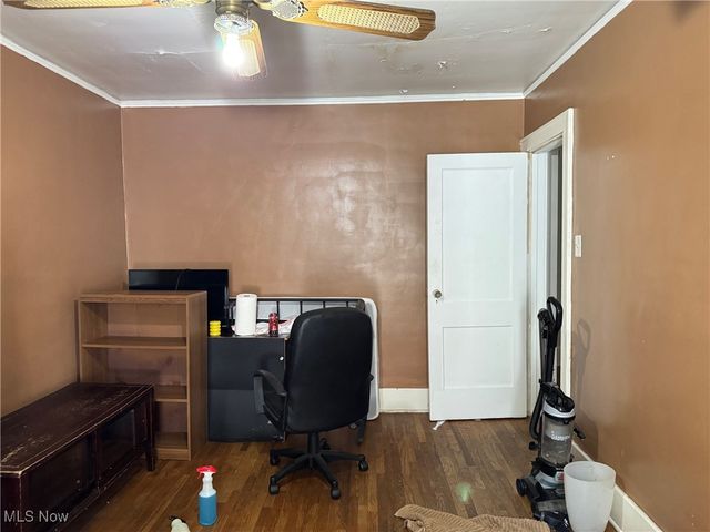 1066 Emma Avenue, Akron, OH 44302