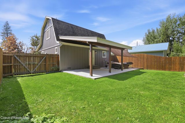 95 Whiskey Jack RD, Sandpoint, ID 83864
