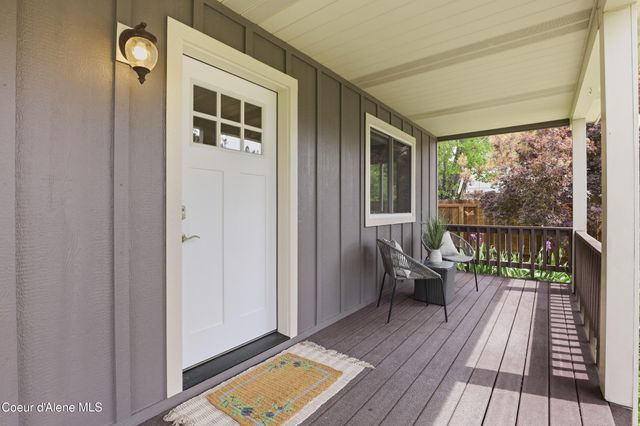 95 Whiskey Jack RD, Sandpoint, ID 83864