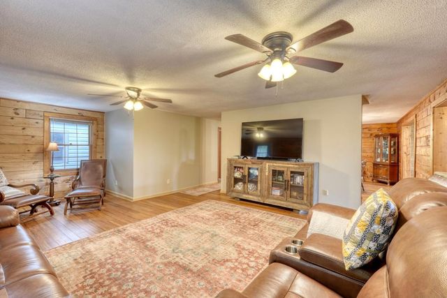 477 Little Snowbird Trail, Marble, NC 28905