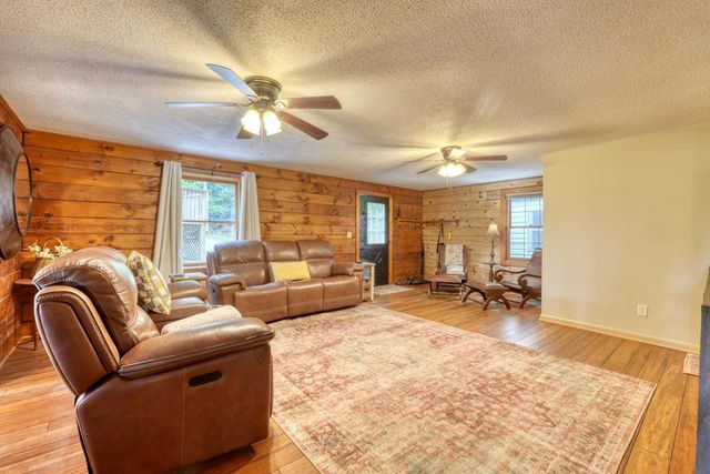 477 Little Snowbird Trail, Marble, NC 28905