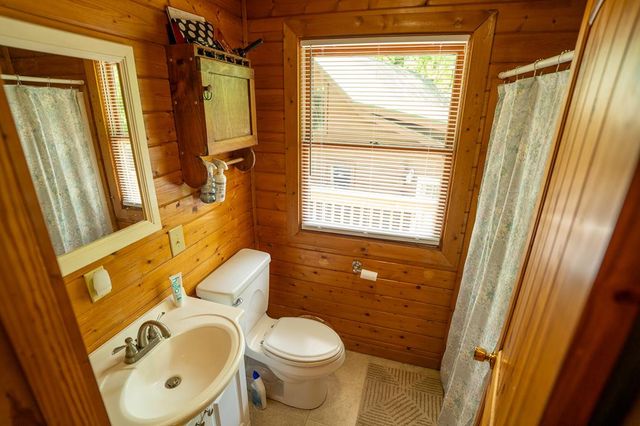 477 Little Snowbird Trail, Marble, NC 28905