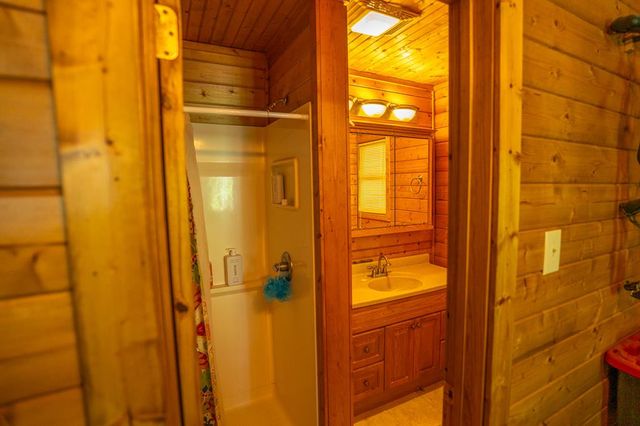 477 Little Snowbird Trail, Marble, NC 28905