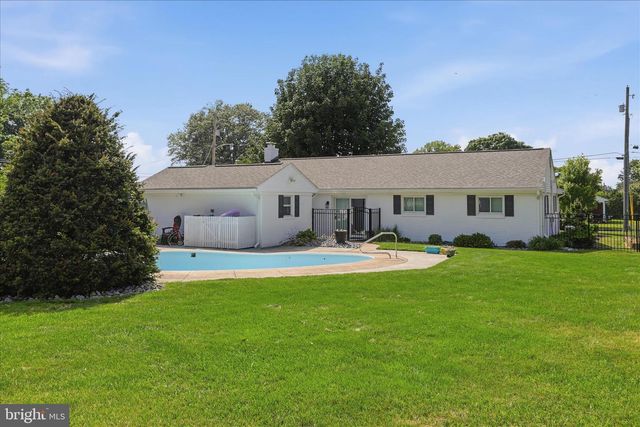 277 APPLE DRIVE, Greencastle, PA 17225