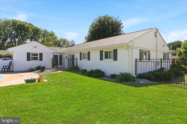 277 APPLE DRIVE, Greencastle, PA 17225