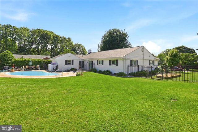277 APPLE DRIVE, Greencastle, PA 17225