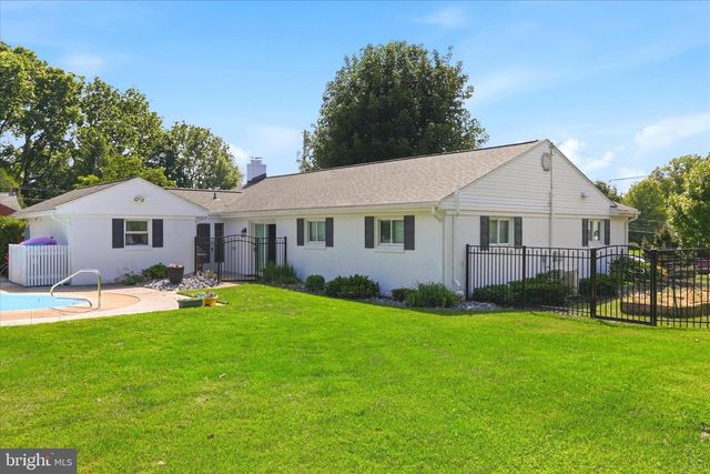 277 APPLE DRIVE, Greencastle, PA 17225