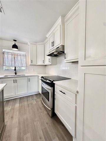 3038 Vines Road, Lake Charles, LA 70611