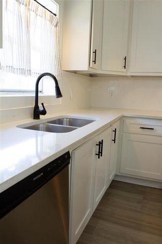 3038 Vines Road, Lake Charles, LA 70611