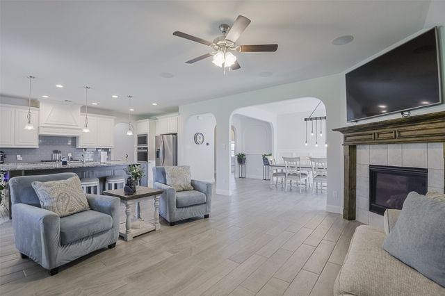 177 Hackney Street, Waxahachie, TX 75165