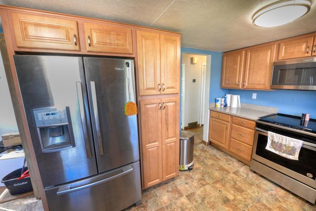 761 W Warren Woods Road, Weesaw Twp, MI 49113