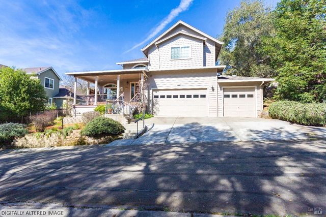 230 Clear Ridge Dr, Healdsburg, CA 95448