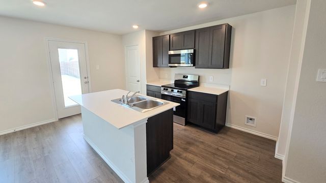 1821 Teton River Drive, Blue Ridge, TX 75424