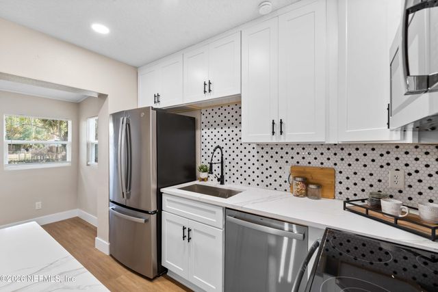 529 SAPELO Road, Jacksonville, FL 32216