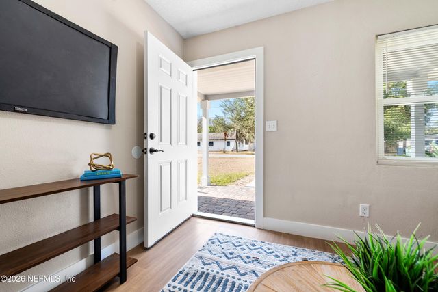 529 SAPELO Road, Jacksonville, FL 32216