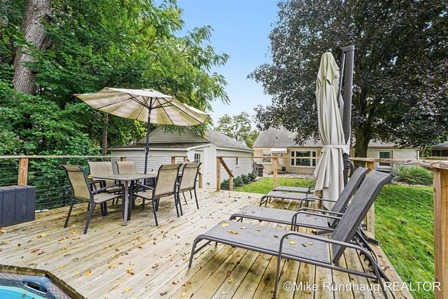 1625 Oswego Street, Grand Rapids, MI 49504