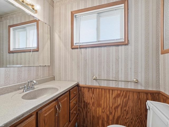 21500 Share Street, St Clair Shores, MI 48082