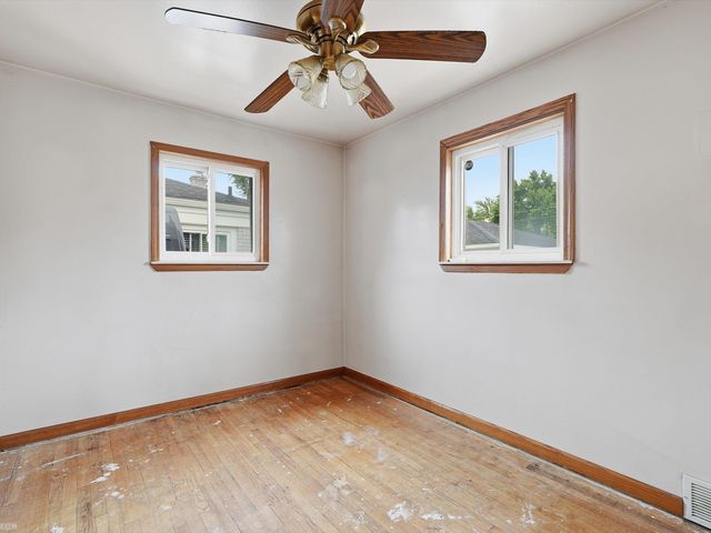 21500 Share Street, St Clair Shores, MI 48082