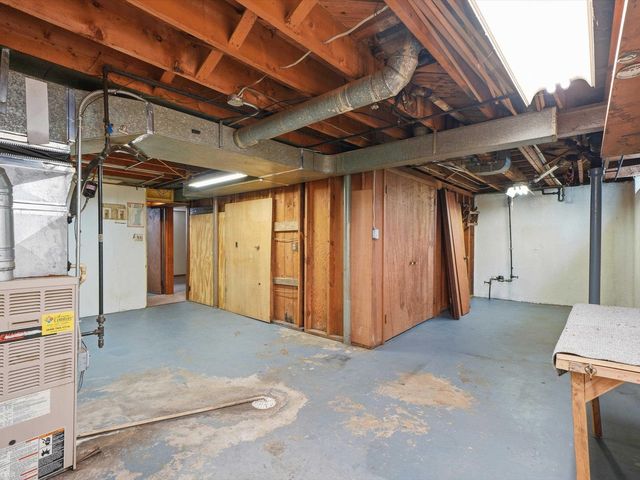 21500 Share Street, St Clair Shores, MI 48082