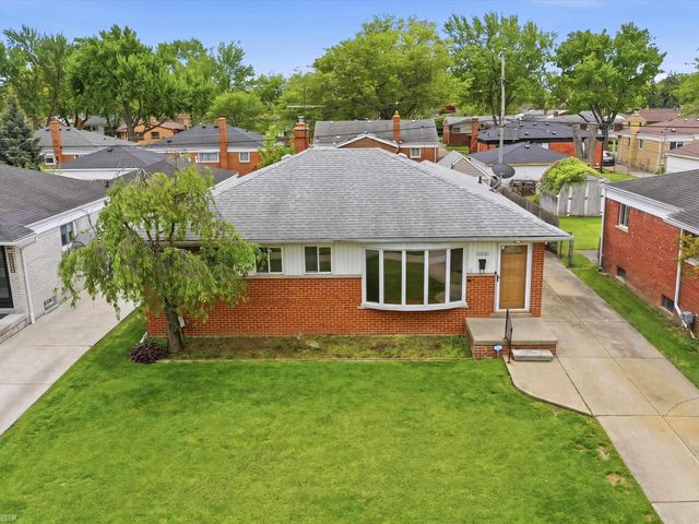 21500 Share Street, St Clair Shores, MI 48082