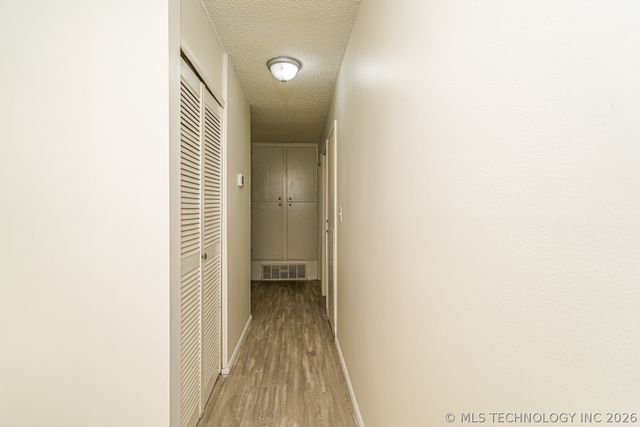 44 S 200th East Avenue, Tulsa, OK 74108
