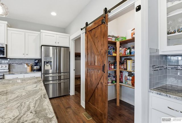 17123 Rachel Snowden Parkway, Bennington, NE 68007