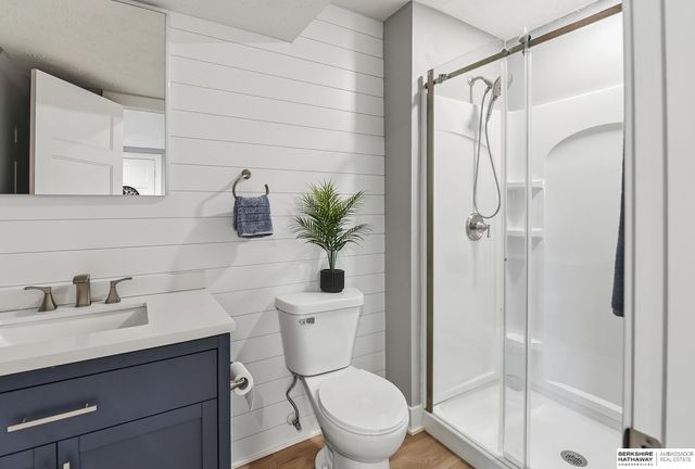 17123 Rachel Snowden Parkway, Bennington, NE 68007