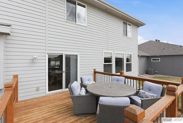 17123 Rachel Snowden Parkway, Bennington, NE 68007