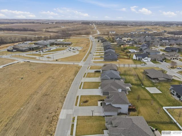 17123 Rachel Snowden Parkway, Bennington, NE 68007