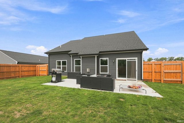 4225 Shadowood Lakes Trail, Fort Wayne, IN 46818