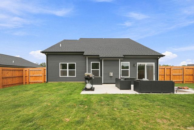 4225 Shadowood Lakes Trail, Fort Wayne, IN 46818